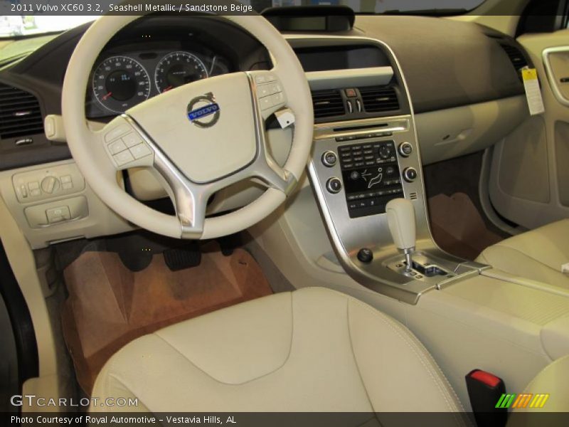 Dashboard of 2011 XC60 3.2