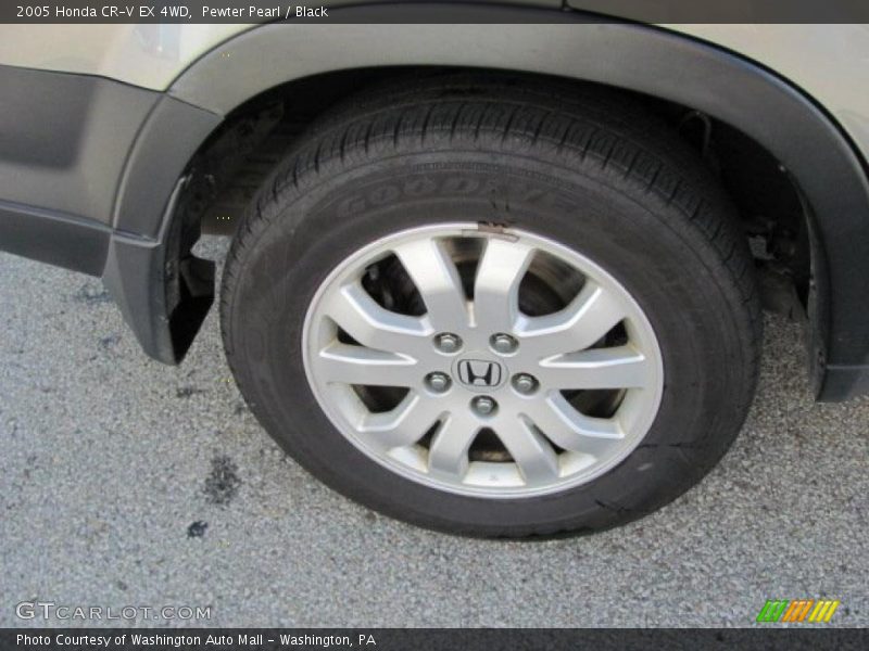Pewter Pearl / Black 2005 Honda CR-V EX 4WD