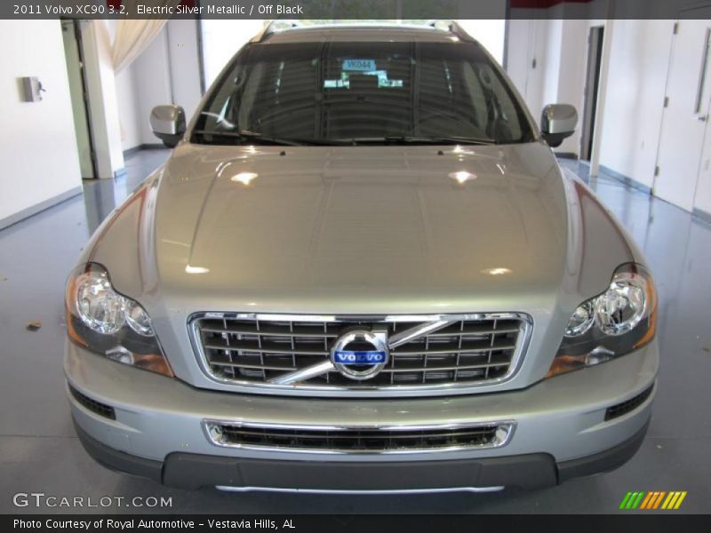 Electric Silver Metallic / Off Black 2011 Volvo XC90 3.2