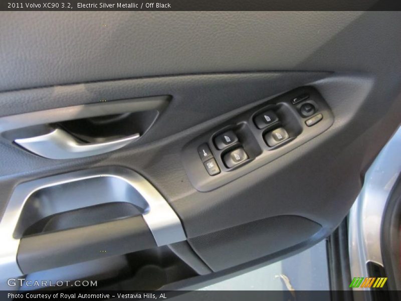 Electric Silver Metallic / Off Black 2011 Volvo XC90 3.2