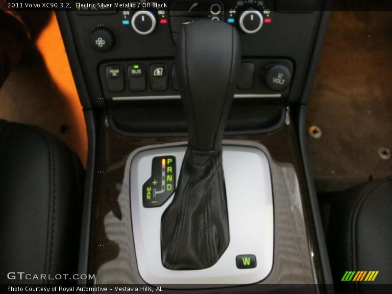 Electric Silver Metallic / Off Black 2011 Volvo XC90 3.2
