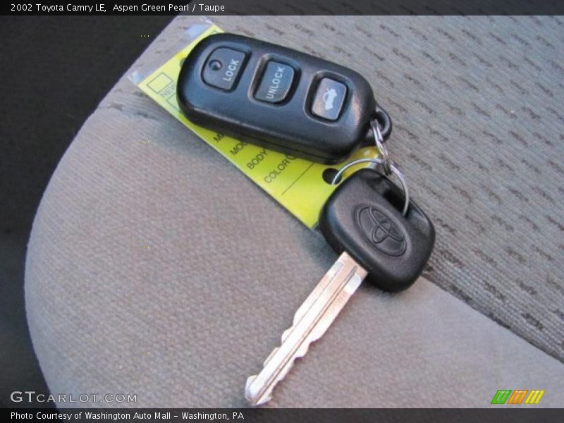 Aspen Green Pearl / Taupe 2002 Toyota Camry LE