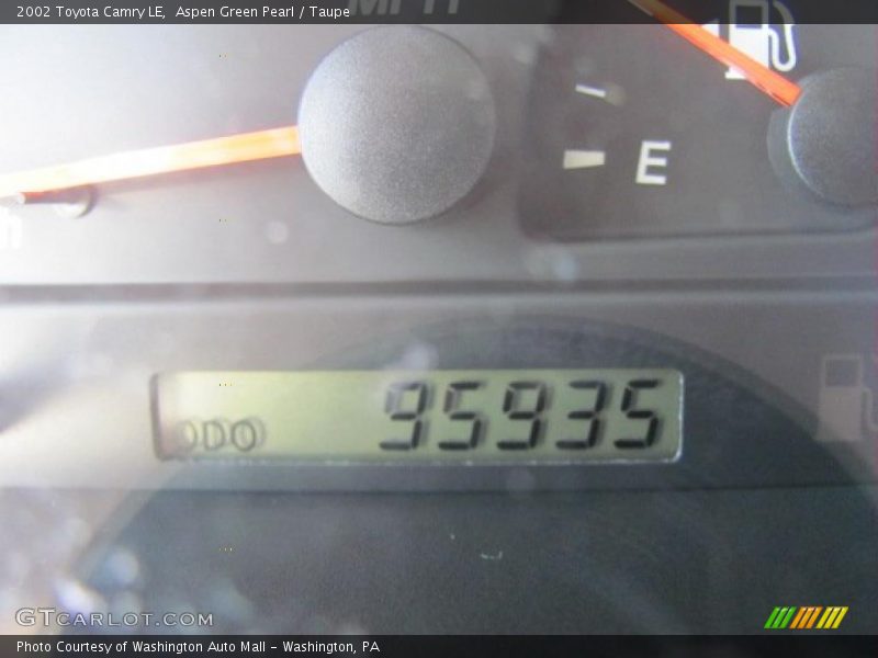 Aspen Green Pearl / Taupe 2002 Toyota Camry LE