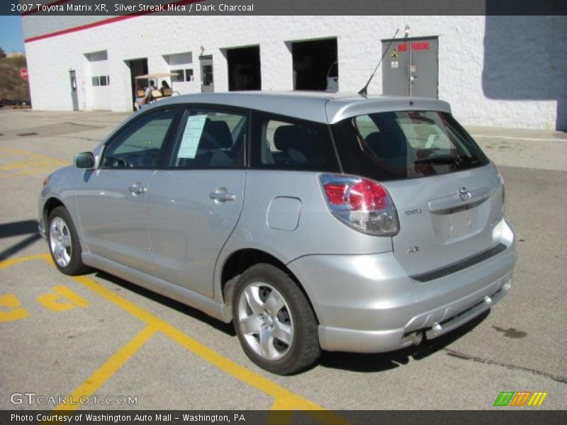 Silver Streak Mica / Dark Charcoal 2007 Toyota Matrix XR