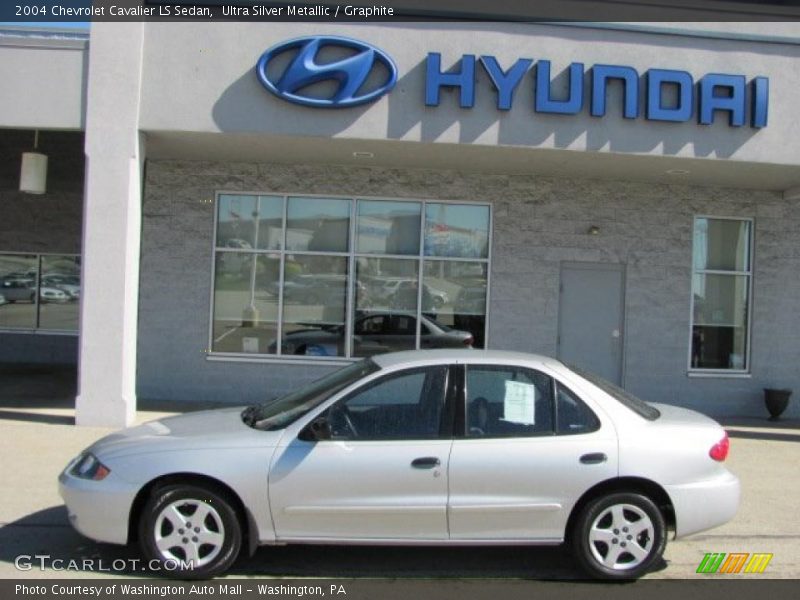Ultra Silver Metallic / Graphite 2004 Chevrolet Cavalier LS Sedan