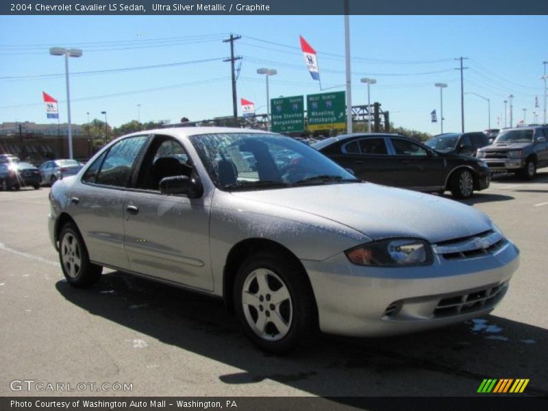 Ultra Silver Metallic / Graphite 2004 Chevrolet Cavalier LS Sedan