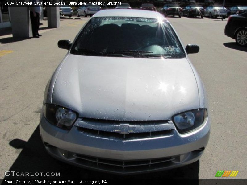 Ultra Silver Metallic / Graphite 2004 Chevrolet Cavalier LS Sedan