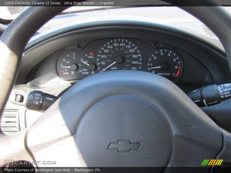 Ultra Silver Metallic / Graphite 2004 Chevrolet Cavalier LS Sedan