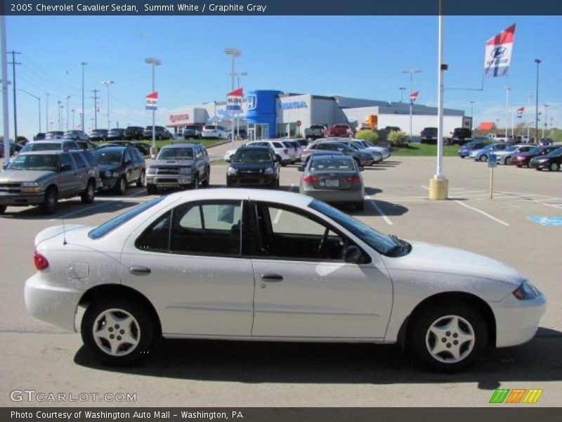 Summit White / Graphite Gray 2005 Chevrolet Cavalier Sedan