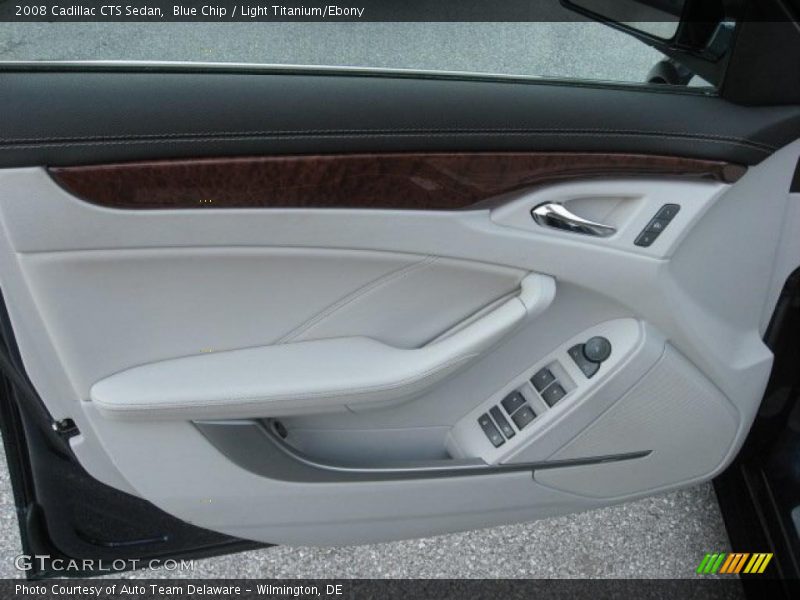  2008 CTS Sedan Light Titanium/Ebony Interior