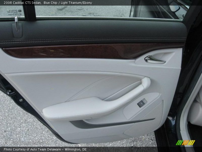  2008 CTS Sedan Light Titanium/Ebony Interior