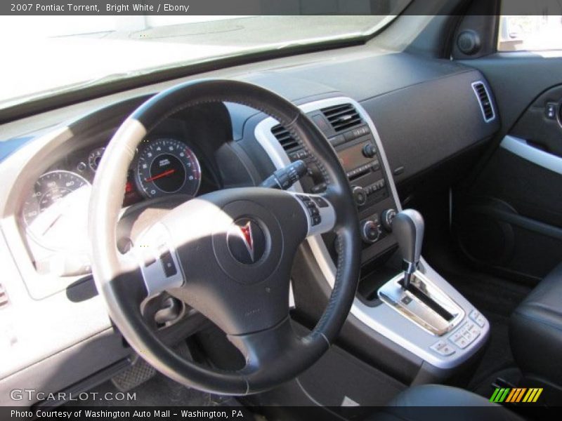 Bright White / Ebony 2007 Pontiac Torrent