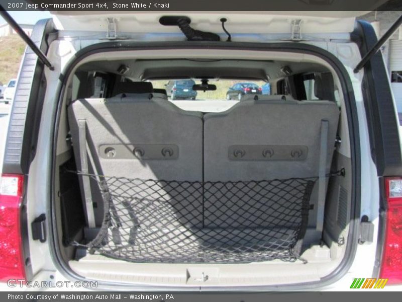Stone White / Khaki 2007 Jeep Commander Sport 4x4