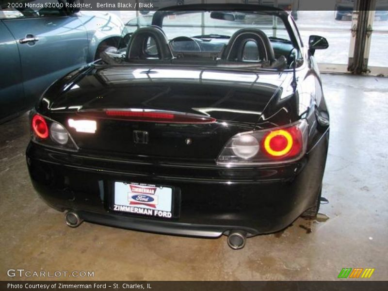 Berlina Black / Black 2000 Honda S2000 Roadster