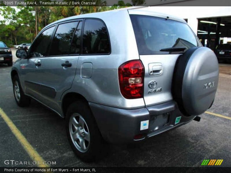 Titanium Metallic / Dark Charcoal 2005 Toyota RAV4