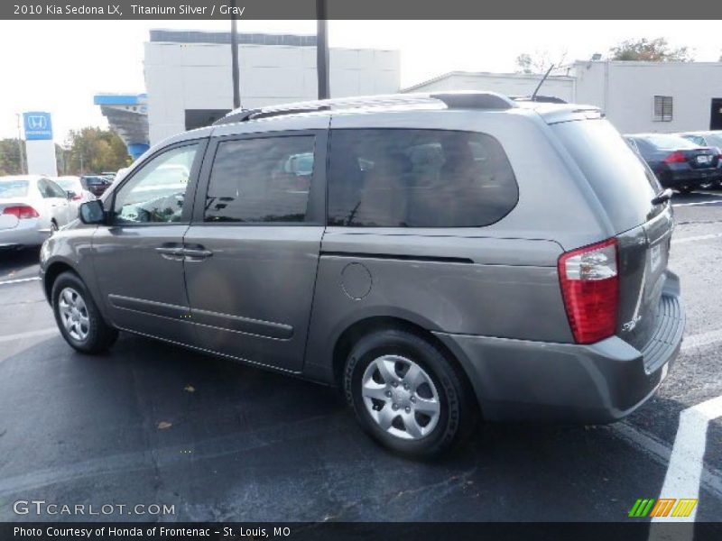 Titanium Silver / Gray 2010 Kia Sedona LX