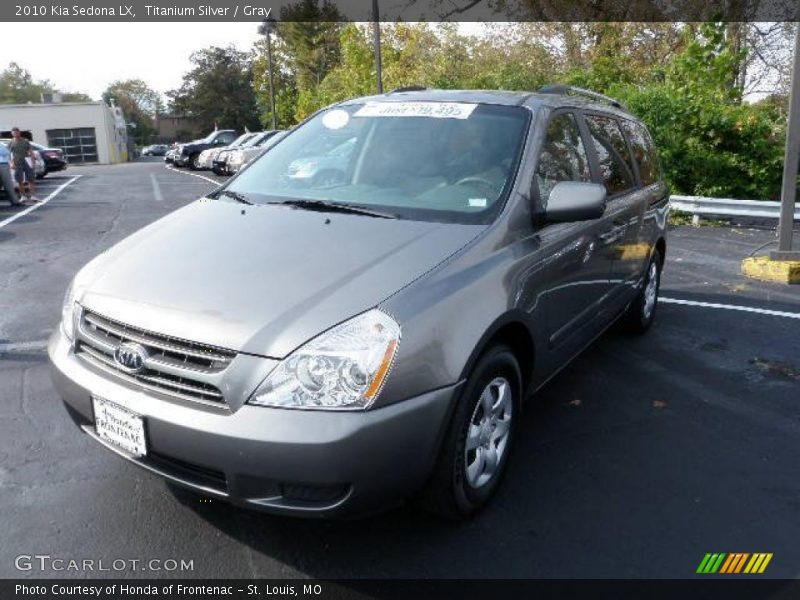 Titanium Silver / Gray 2010 Kia Sedona LX