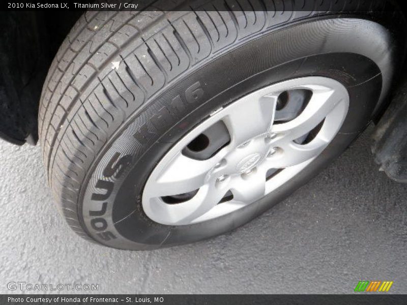 Titanium Silver / Gray 2010 Kia Sedona LX