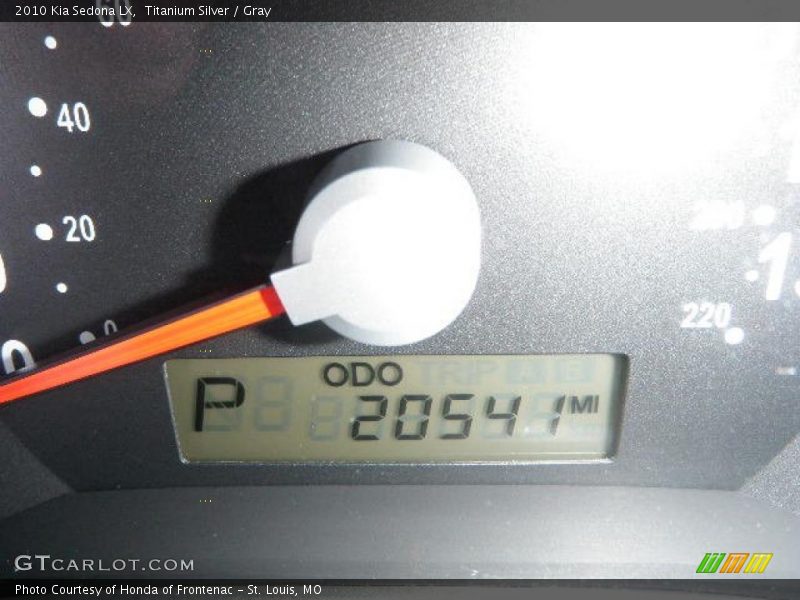 Titanium Silver / Gray 2010 Kia Sedona LX