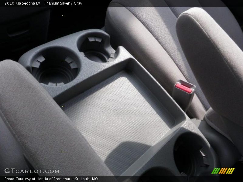 Titanium Silver / Gray 2010 Kia Sedona LX