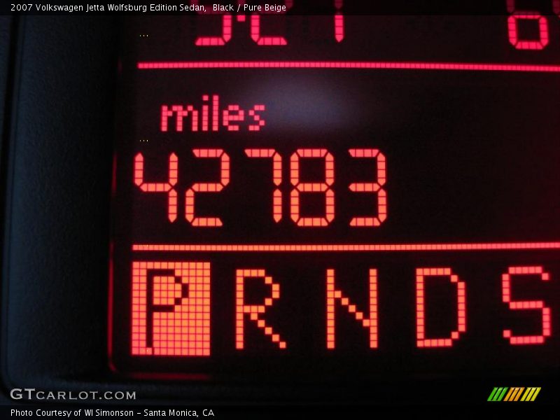 Black / Pure Beige 2007 Volkswagen Jetta Wolfsburg Edition Sedan
