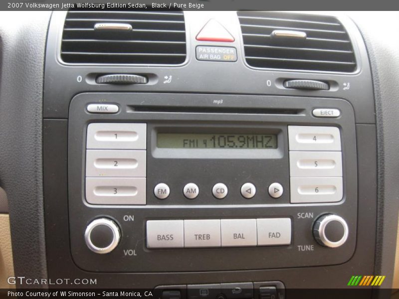 Black / Pure Beige 2007 Volkswagen Jetta Wolfsburg Edition Sedan