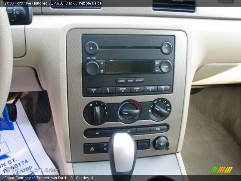Black / Pebble Beige 2005 Ford Five Hundred SE AWD
