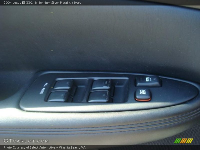 Millennium Silver Metallic / Ivory 2004 Lexus ES 330