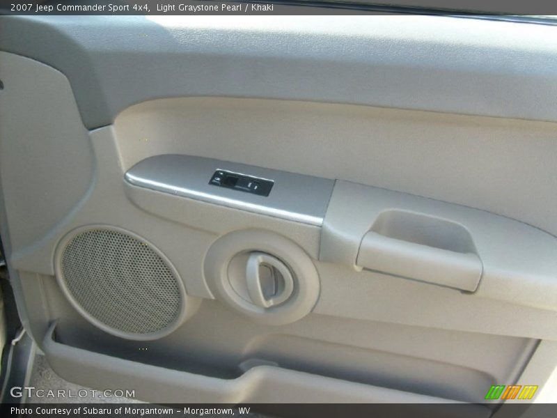 Light Graystone Pearl / Khaki 2007 Jeep Commander Sport 4x4