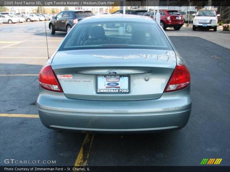 Light Tundra Metallic / Medium/Dark Flint 2005 Ford Taurus SEL