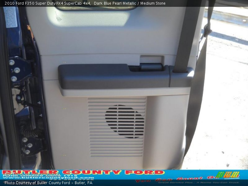 Dark Blue Pearl Metallic / Medium Stone 2010 Ford F350 Super Duty FX4 SuperCab 4x4