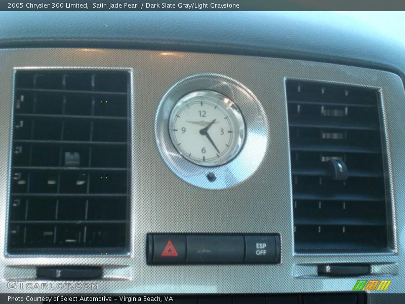 Satin Jade Pearl / Dark Slate Gray/Light Graystone 2005 Chrysler 300 Limited