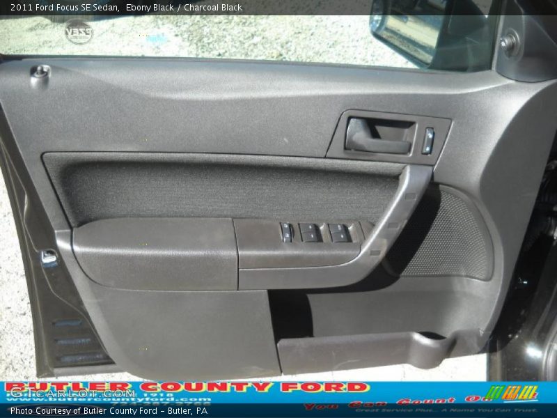 Ebony Black / Charcoal Black 2011 Ford Focus SE Sedan