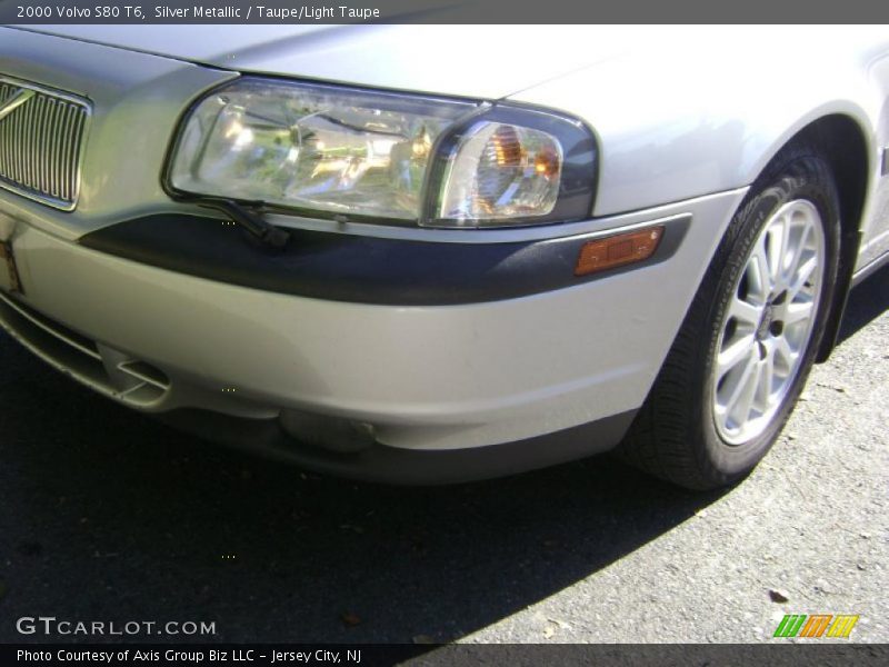 Silver Metallic / Taupe/Light Taupe 2000 Volvo S80 T6