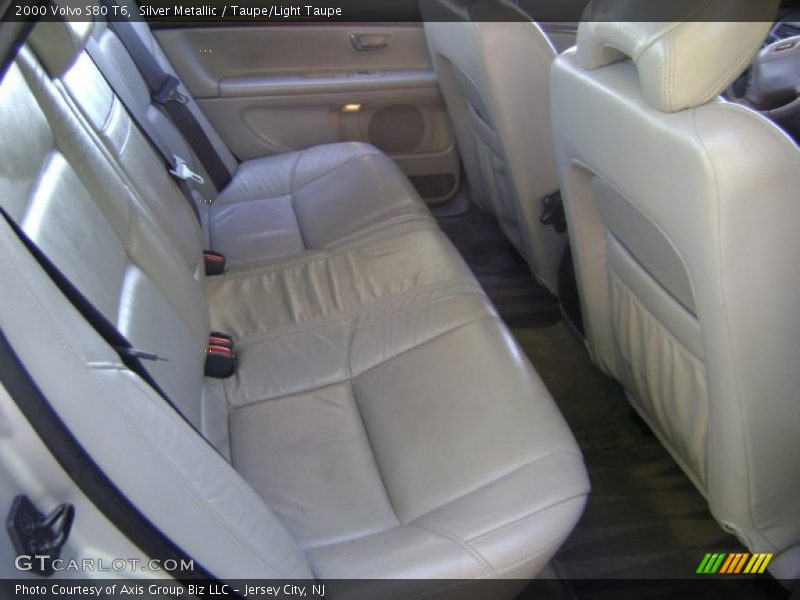Silver Metallic / Taupe/Light Taupe 2000 Volvo S80 T6
