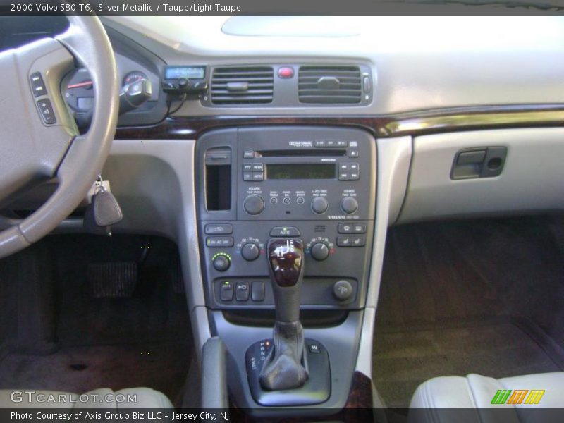 Silver Metallic / Taupe/Light Taupe 2000 Volvo S80 T6