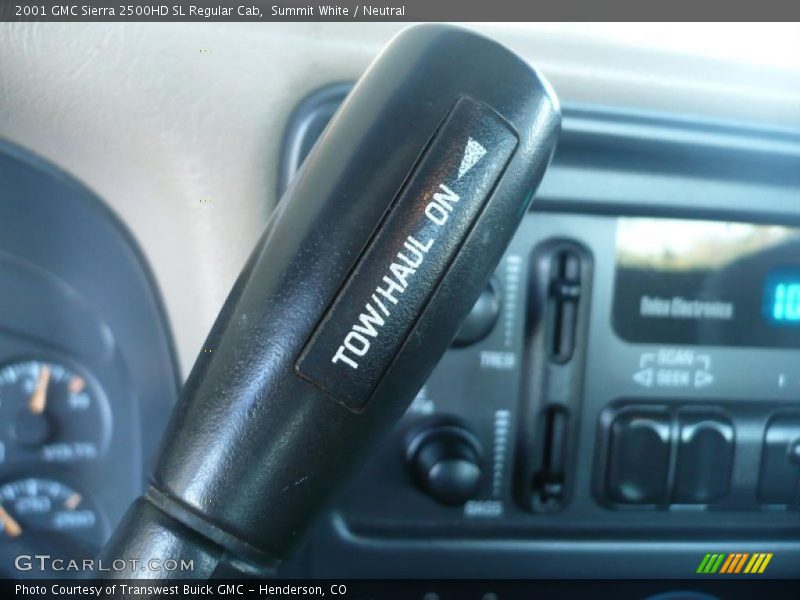 Controls of 2001 Sierra 2500HD SL Regular Cab