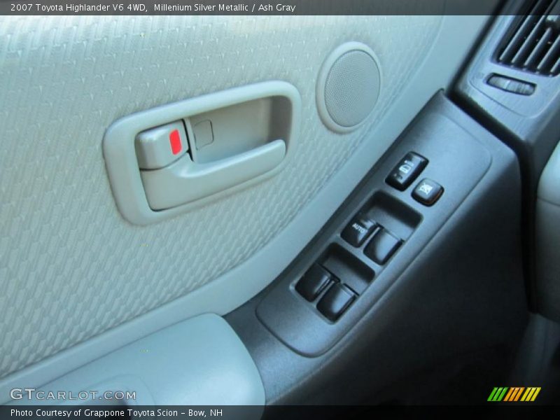 Millenium Silver Metallic / Ash Gray 2007 Toyota Highlander V6 4WD