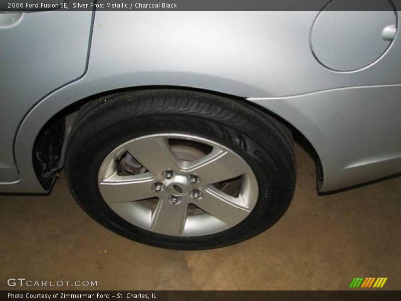 Silver Frost Metallic / Charcoal Black 2006 Ford Fusion SE