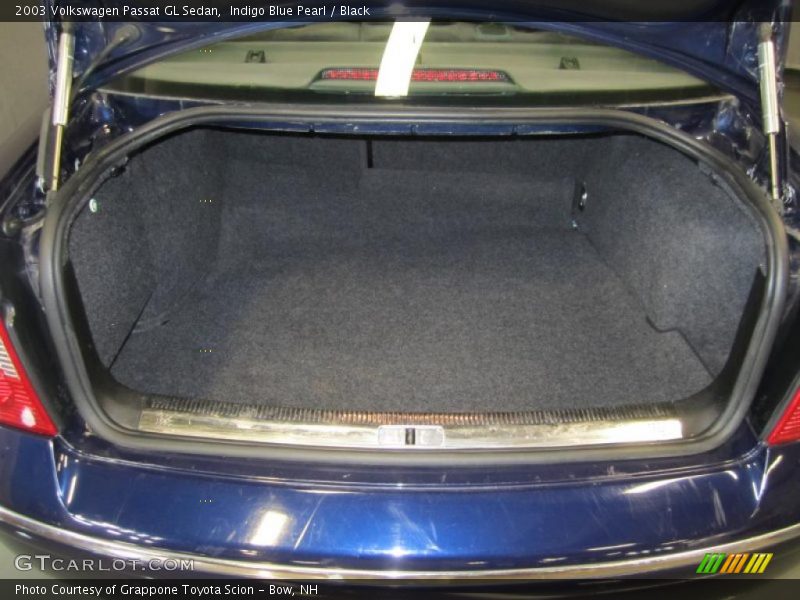 Indigo Blue Pearl / Black 2003 Volkswagen Passat GL Sedan
