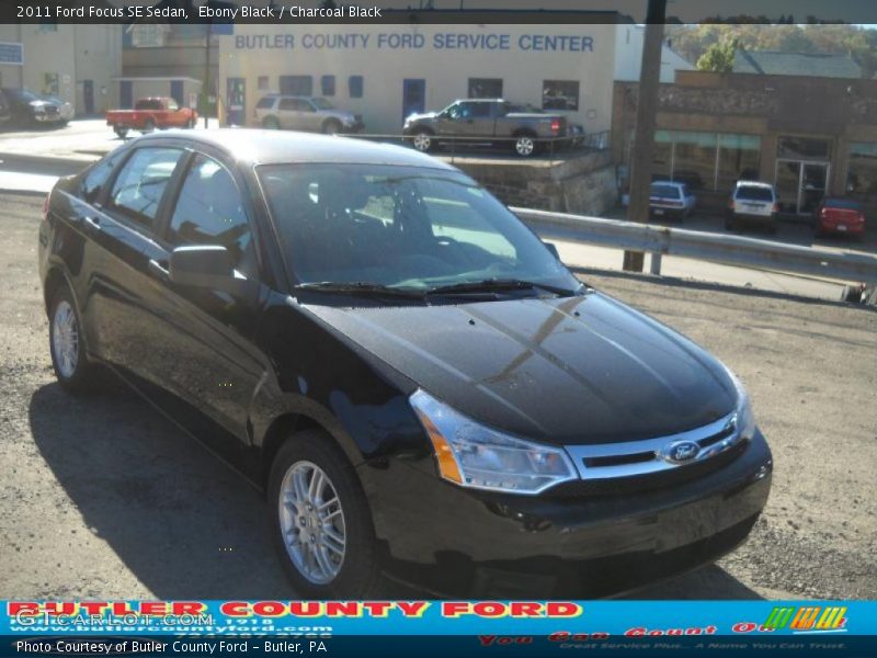 Ebony Black / Charcoal Black 2011 Ford Focus SE Sedan