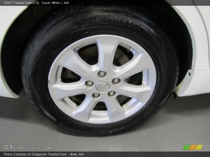 Super White / Ash 2007 Toyota Camry LE
