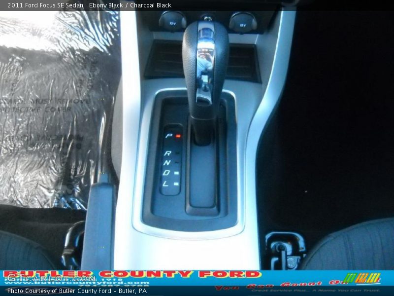 Ebony Black / Charcoal Black 2011 Ford Focus SE Sedan