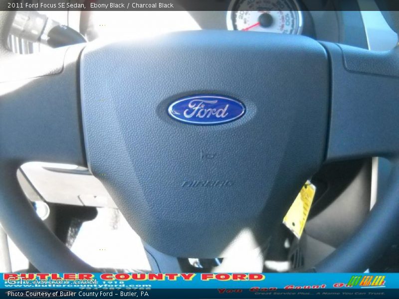 Ebony Black / Charcoal Black 2011 Ford Focus SE Sedan