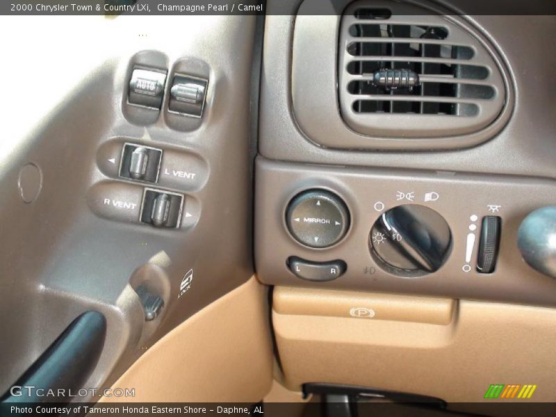Controls of 2000 Town & Country LXi