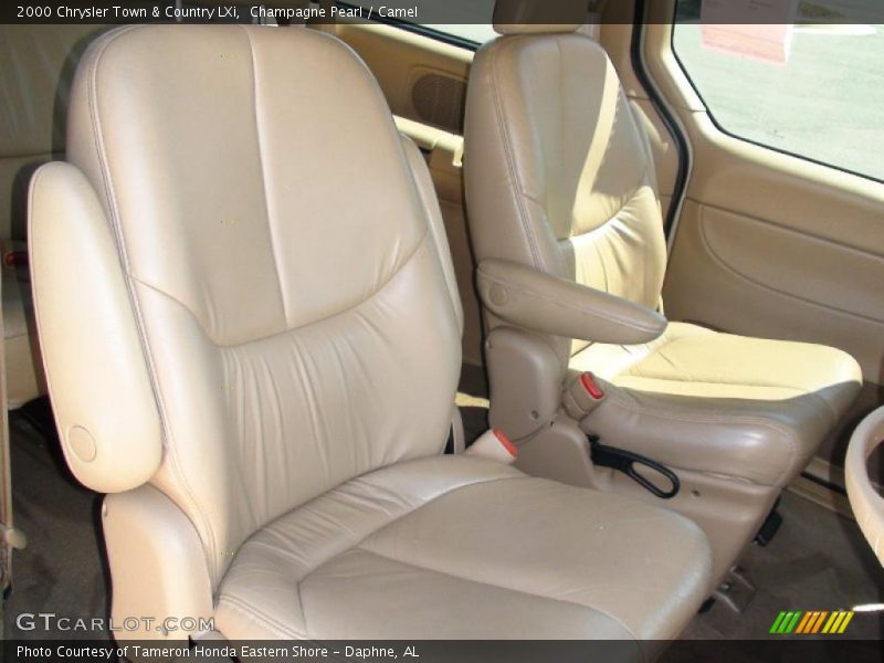  2000 Town & Country LXi Camel Interior