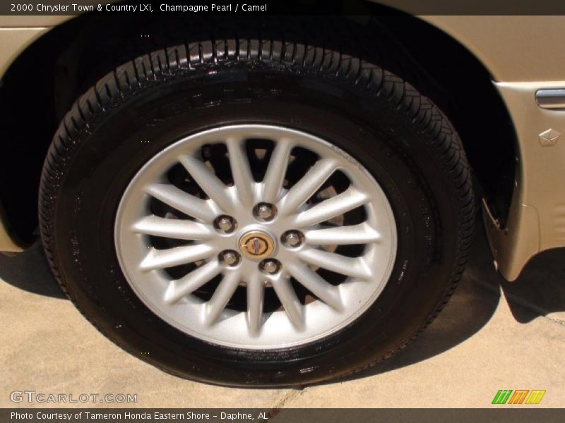  2000 Town & Country LXi Wheel