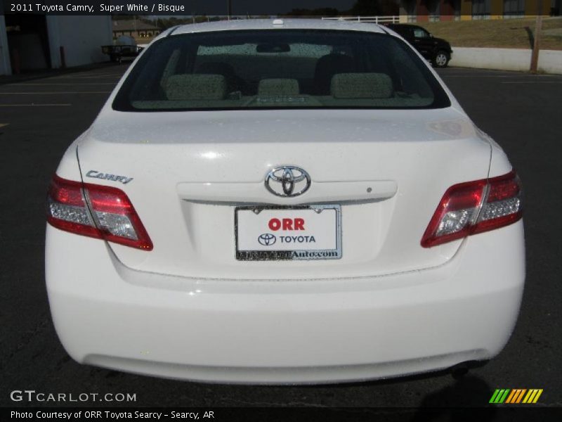 Super White / Bisque 2011 Toyota Camry