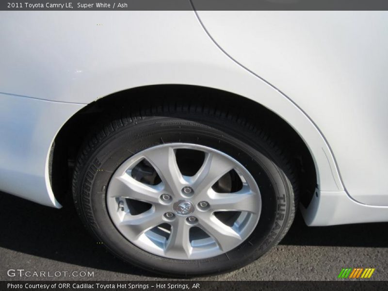 Super White / Ash 2011 Toyota Camry LE