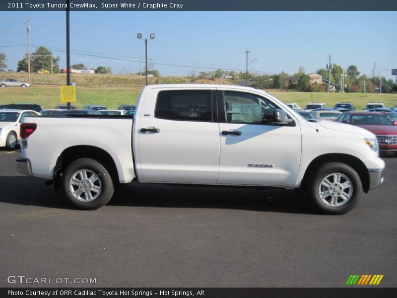 Super White / Graphite Gray 2011 Toyota Tundra CrewMax